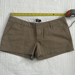 Volcom short-shorts